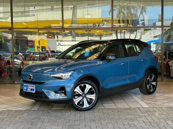 VOLVO XC40 P6 RECHARGE ELECTRIC PLUS
